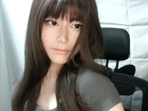 modelo de cam live show MariGleam