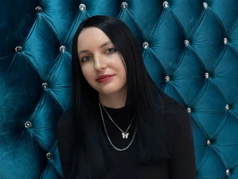 video chat and pics model MarthaEvan