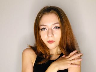 live sex chat model MerylHewlett
