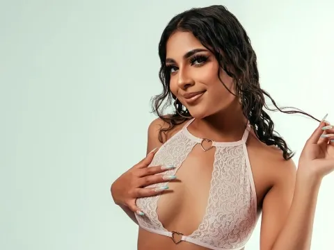 pussy licking model MiliMonserrat