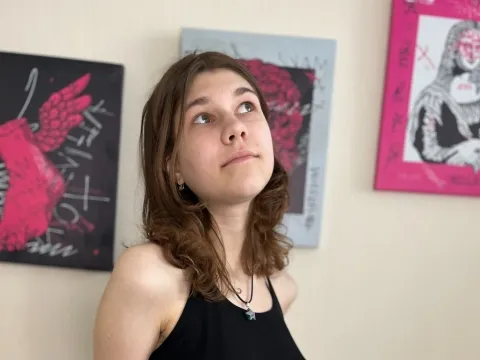 adult webcam model MoiraBrenton