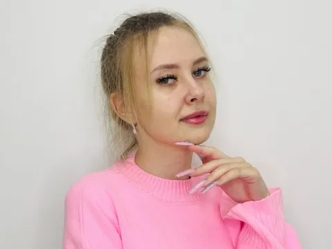 deepthroat blowjob model OdelynaBeverley