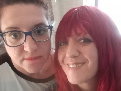 webcam stream model Paperina