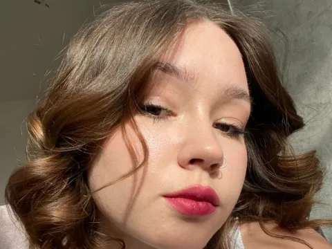 teen webcam model PhilippaHadwin
