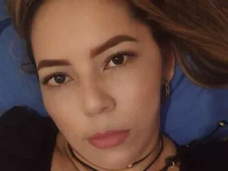 webcam stream model RaquellMendoza