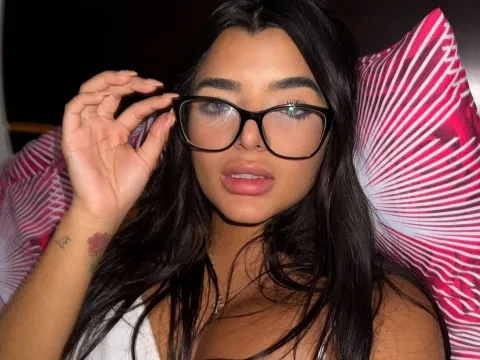 teen webcam model SabrinaLovens