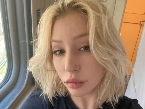 live video chat model SallyCha
