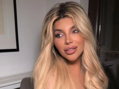 real live sex model SellenaHarris