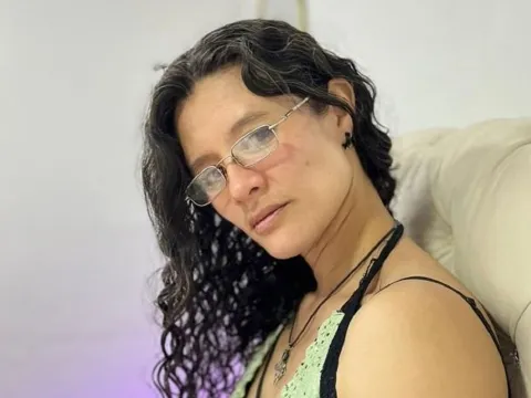cam jasmine sex model SereneAndrade