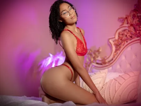 live sex cam model TaniaSaenz
