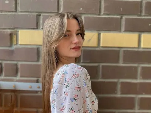 live sex experience model TiaBlossom
