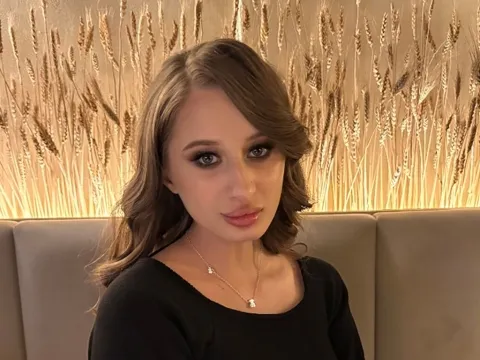 adult webcam model TiffanyGoldy