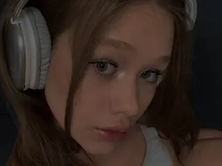 teen webcam model TollyJarge
