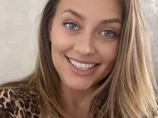 live video chat model VeraSurikova
