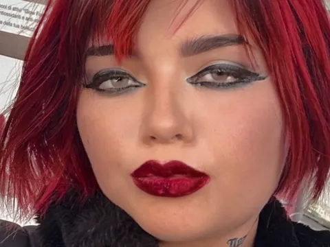 webcam show model VeronicaMalaspin