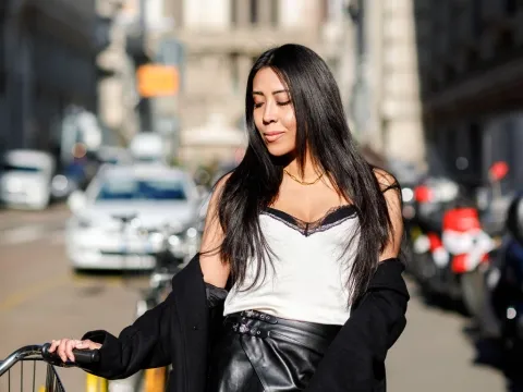 video live sex model VictoriaLu