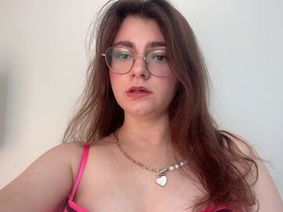 live sex camera model XenaSmith