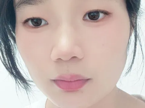 adult live sex model Yellin