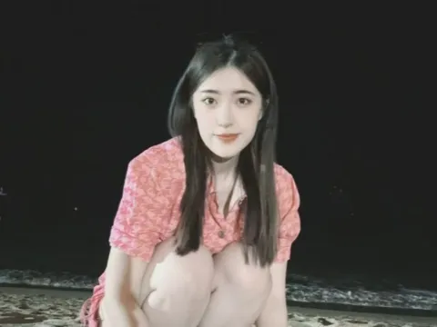 spiritual sex model lianghuiyin