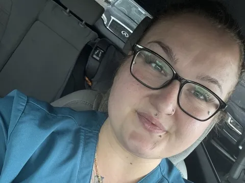 adulttv chat model livyourbestlife